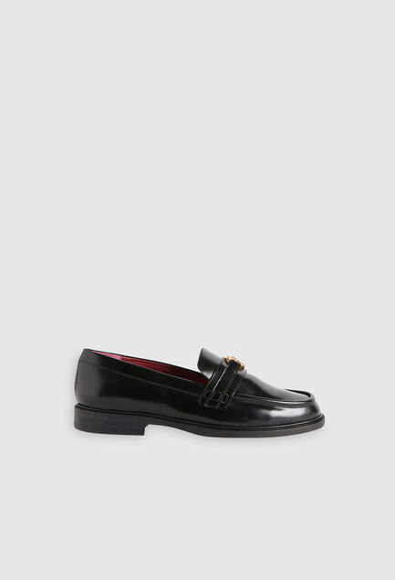 

	Leather loafers
 Vue 1