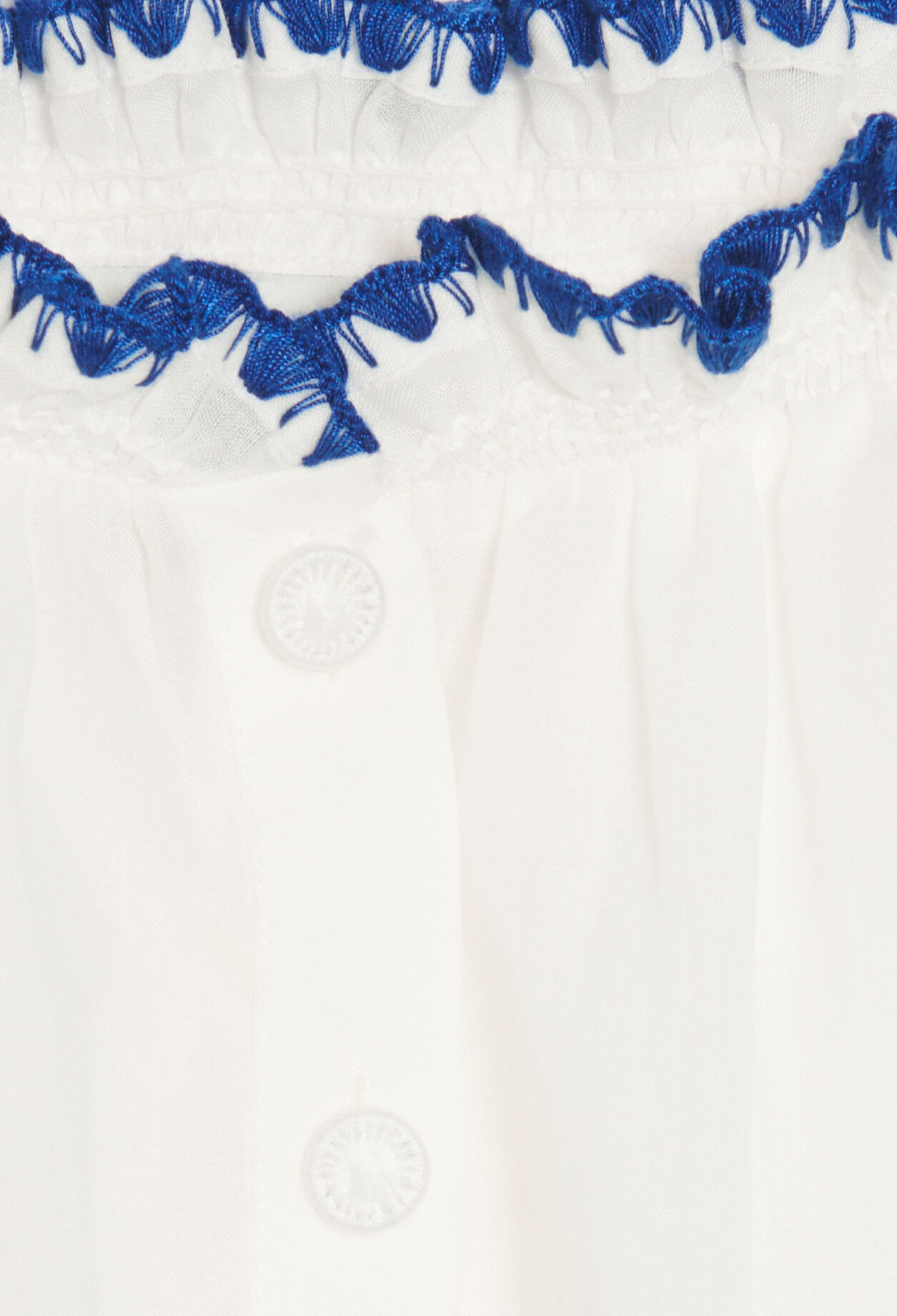 Blouse brodée écrue