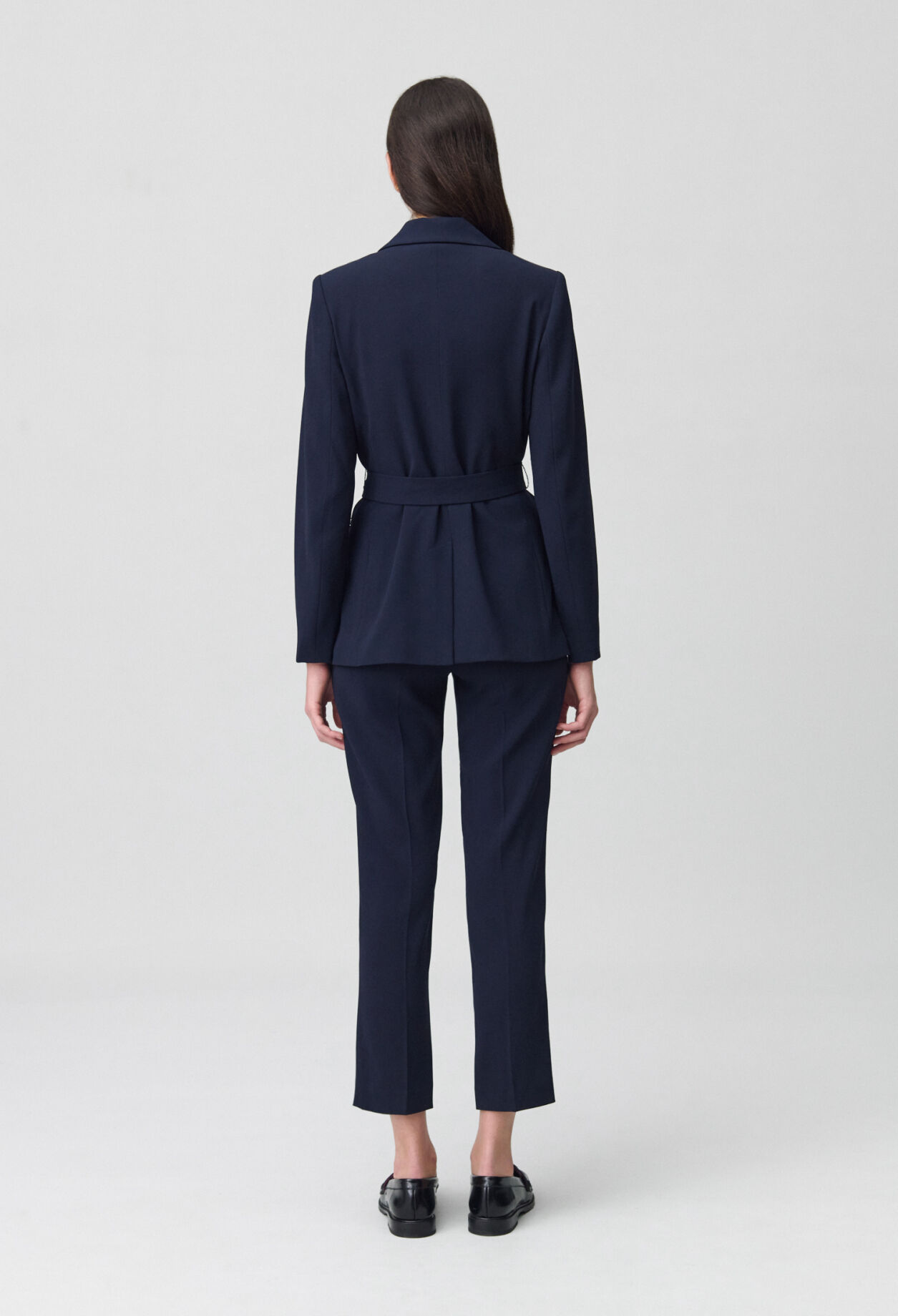 Veste tailleur ceinturée