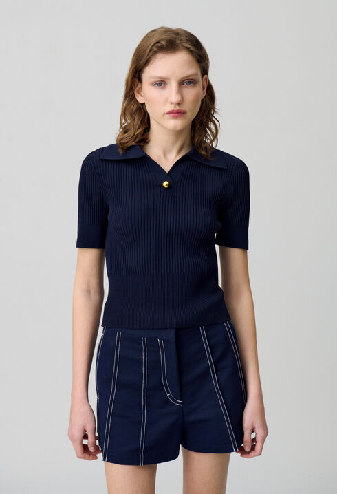Fine knit top