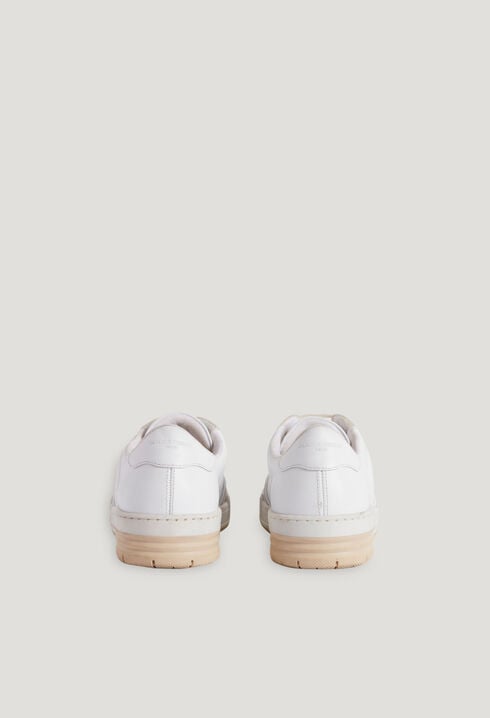 Baskets blanches