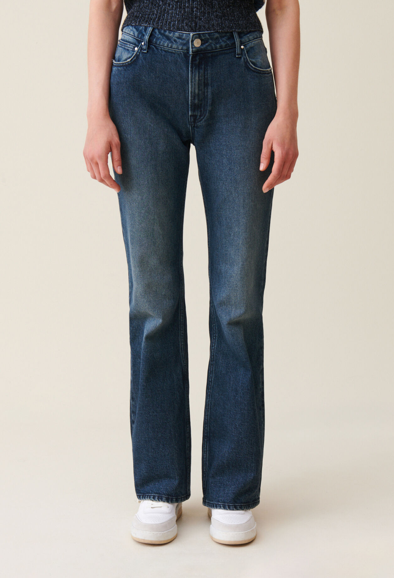 Flared denim jeans