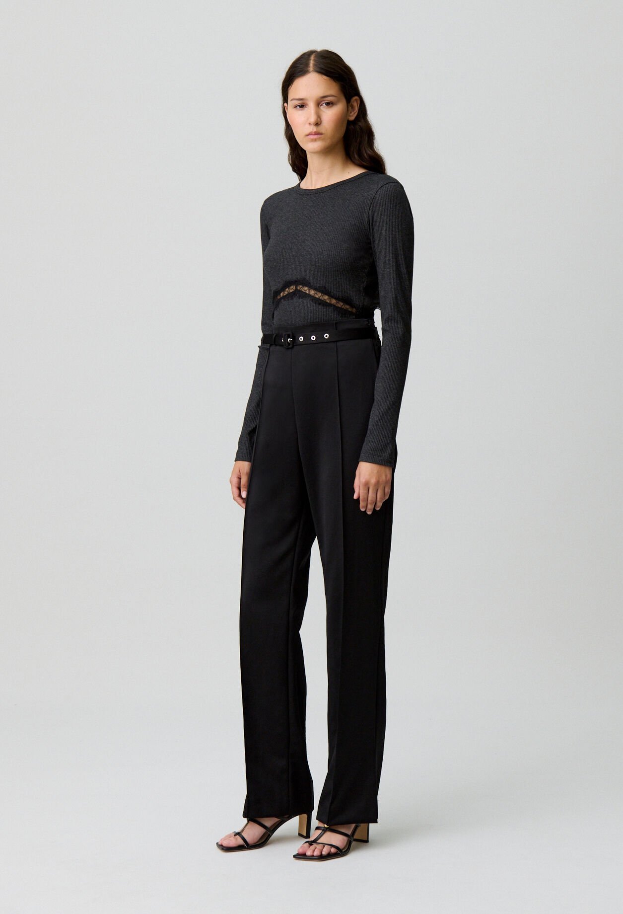 Pantalon droit satiné