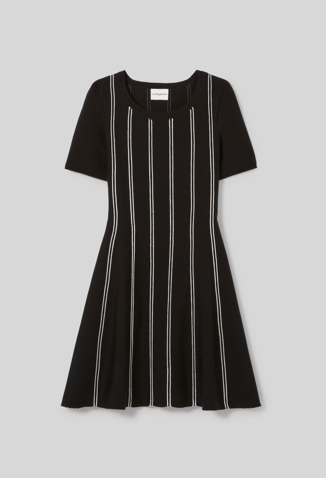 Robe maille courte patineuse