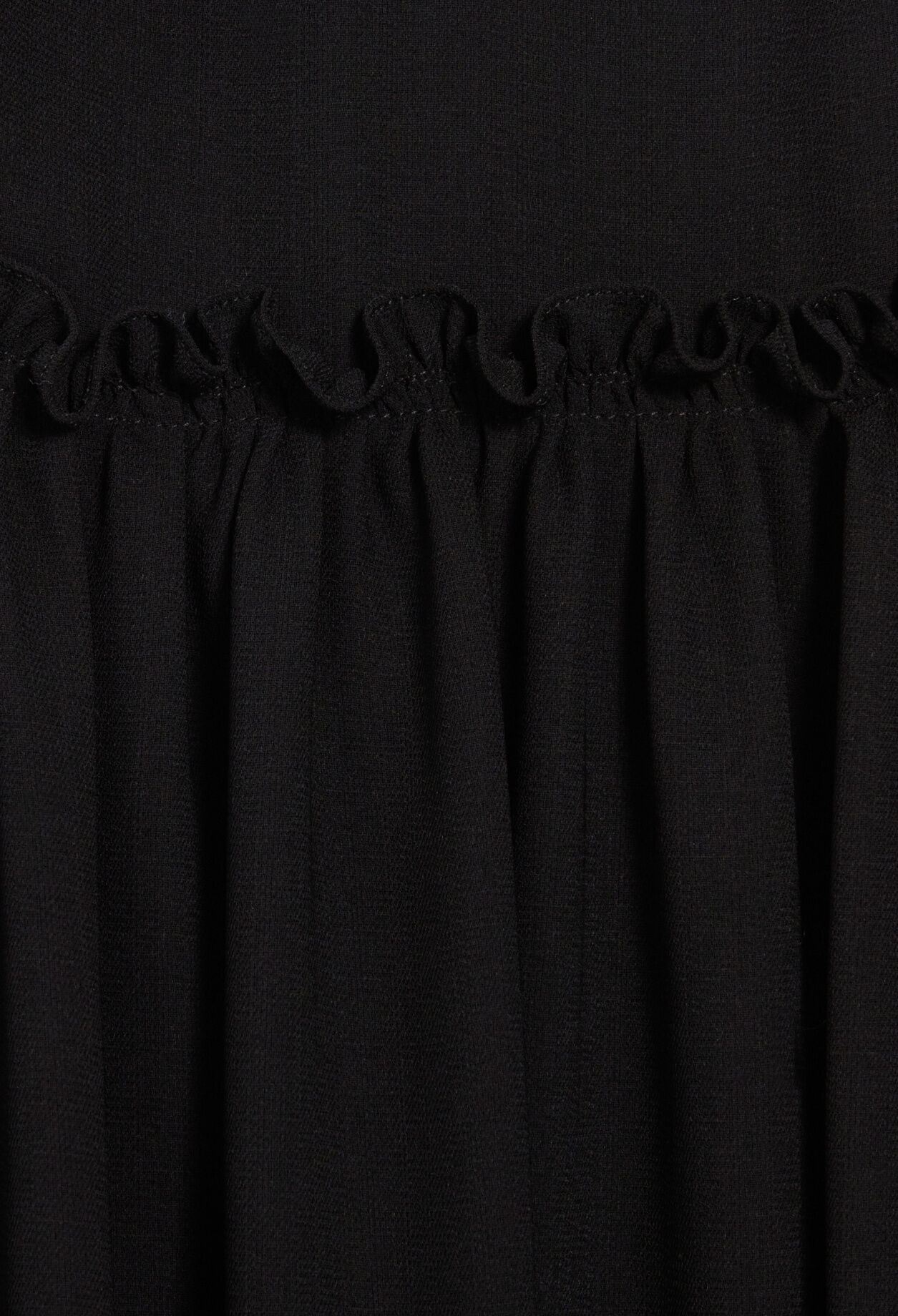 Robe courte volants noire