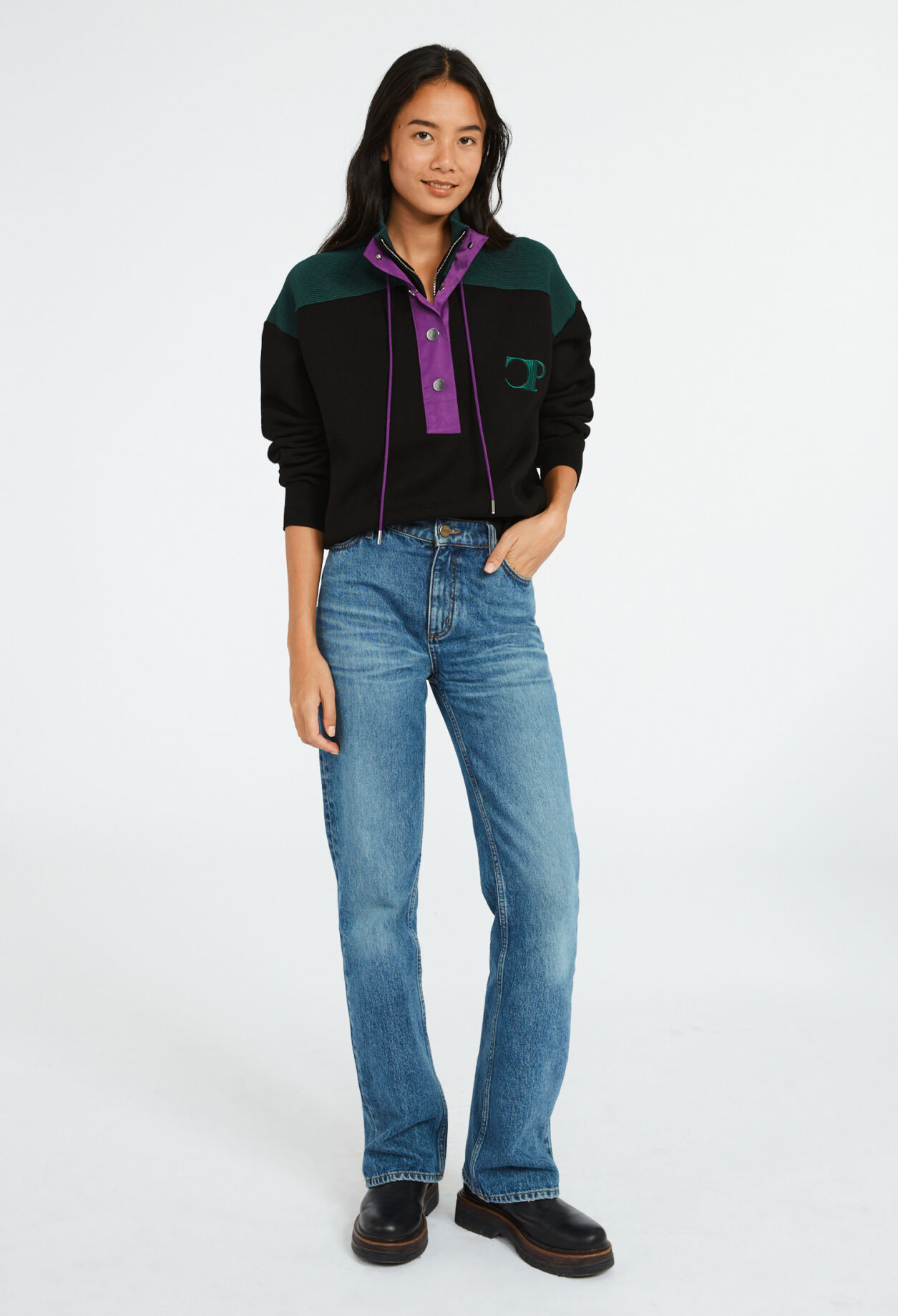 Buttoned high neck sweatshirt