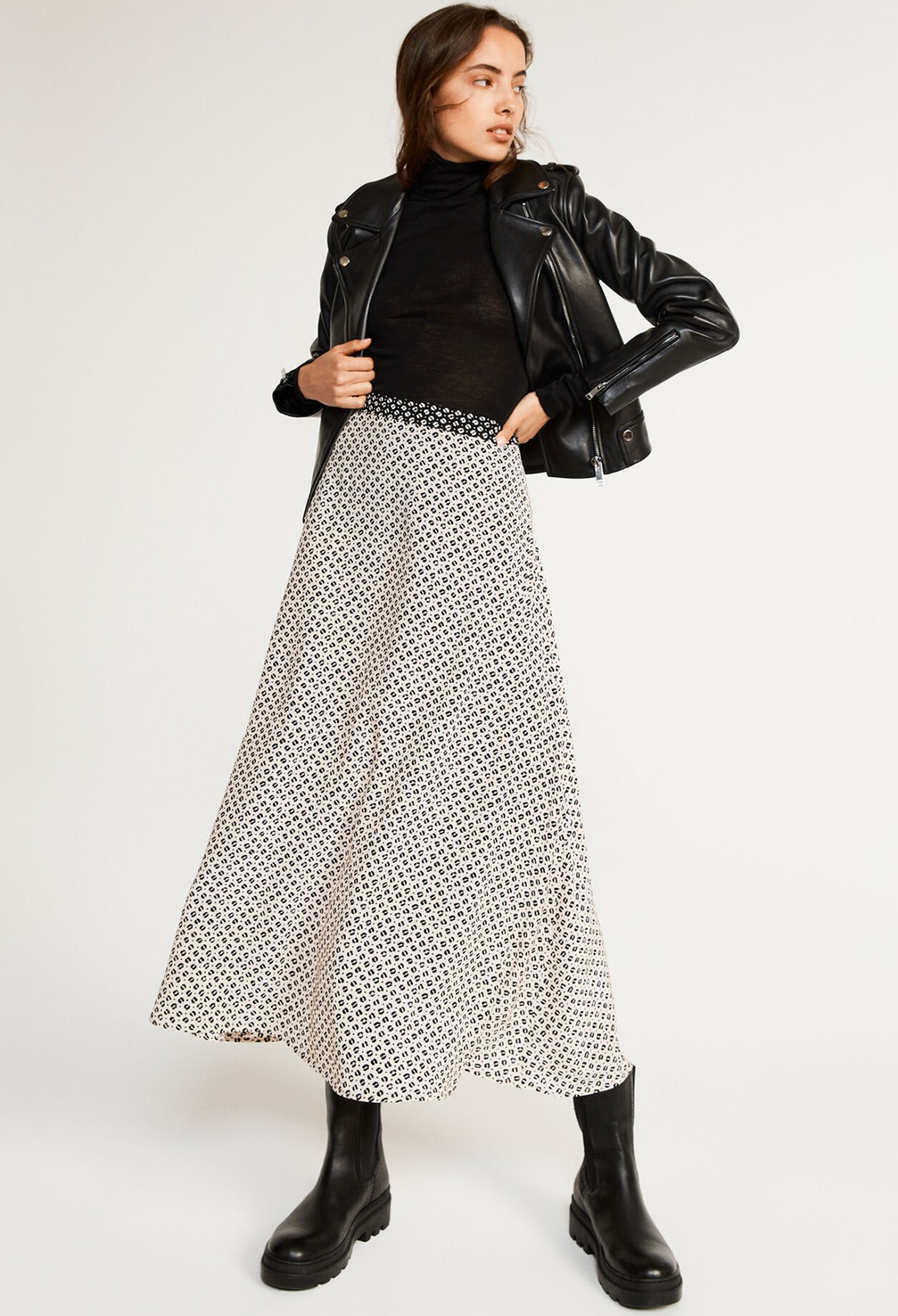Midi skirt made from