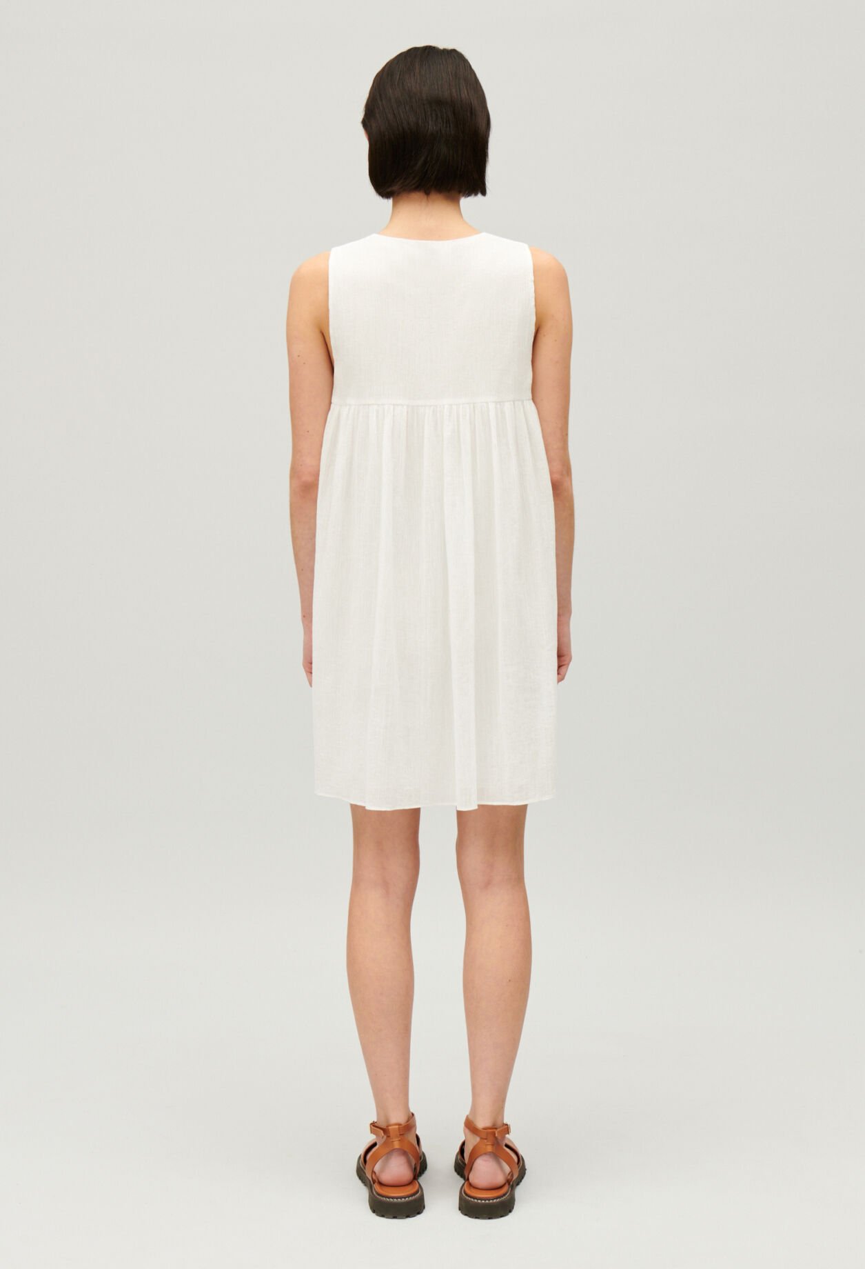 Robe courte froncée écrue