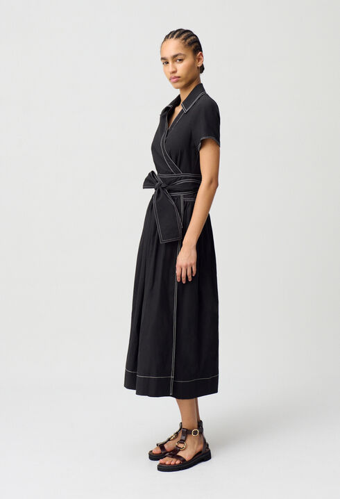 Robe longue ceinturée