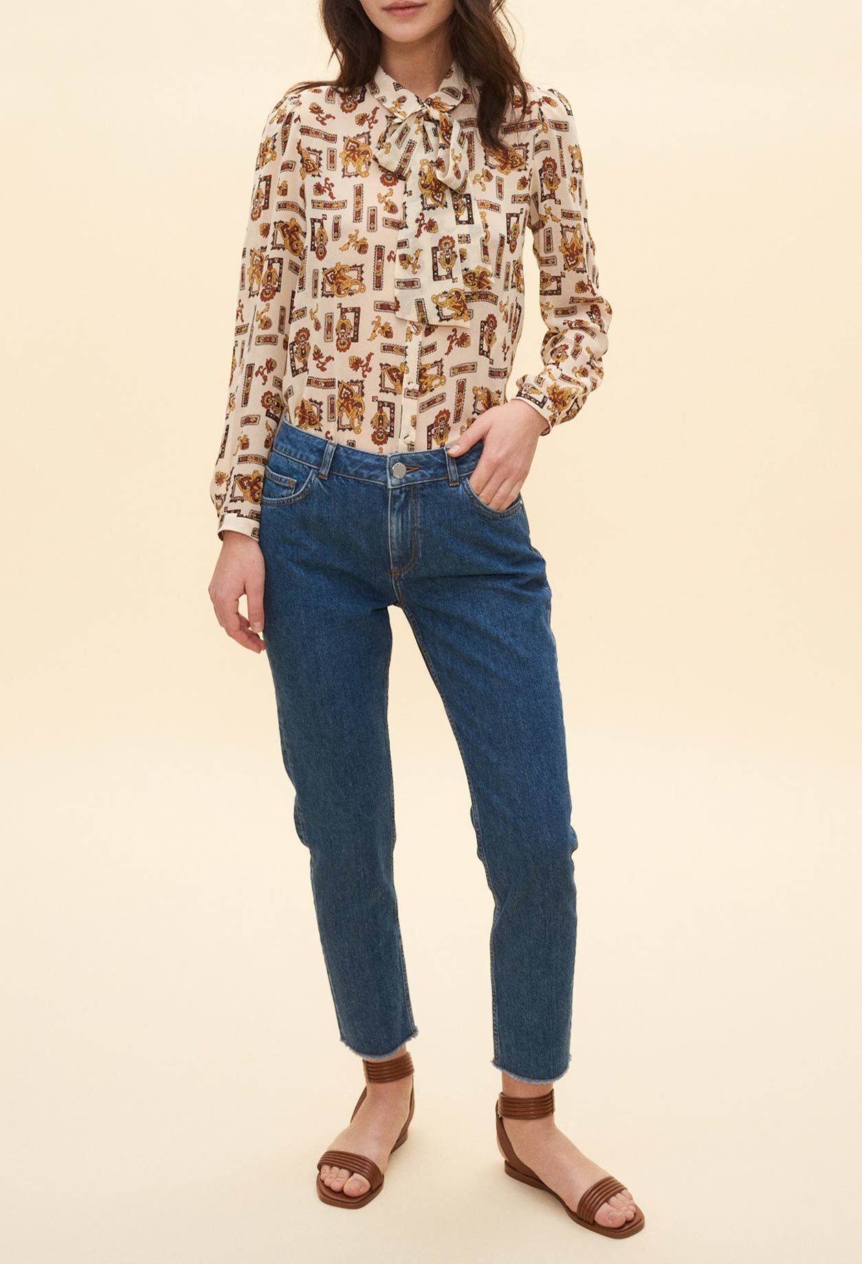 Blouse lavallière à motifs