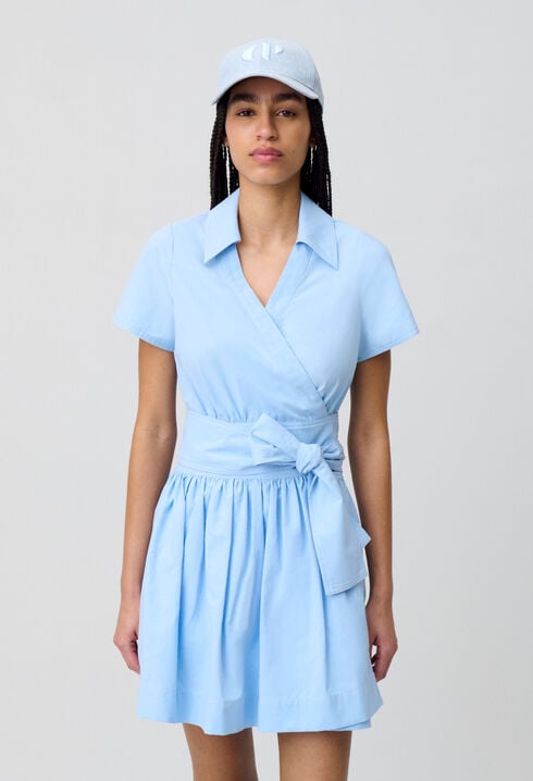Robe longue ceinturée