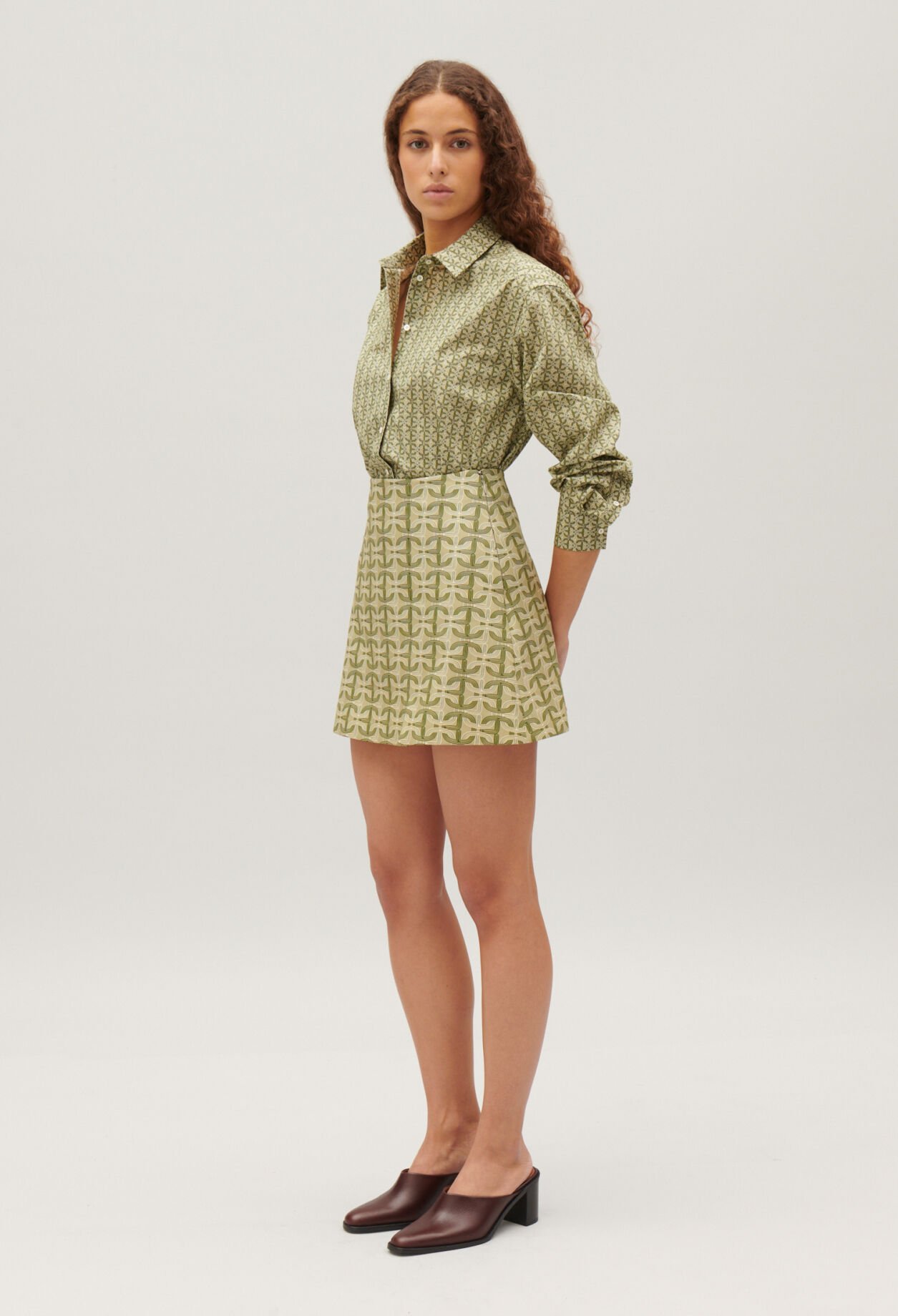 Short A-line skirt with monogram