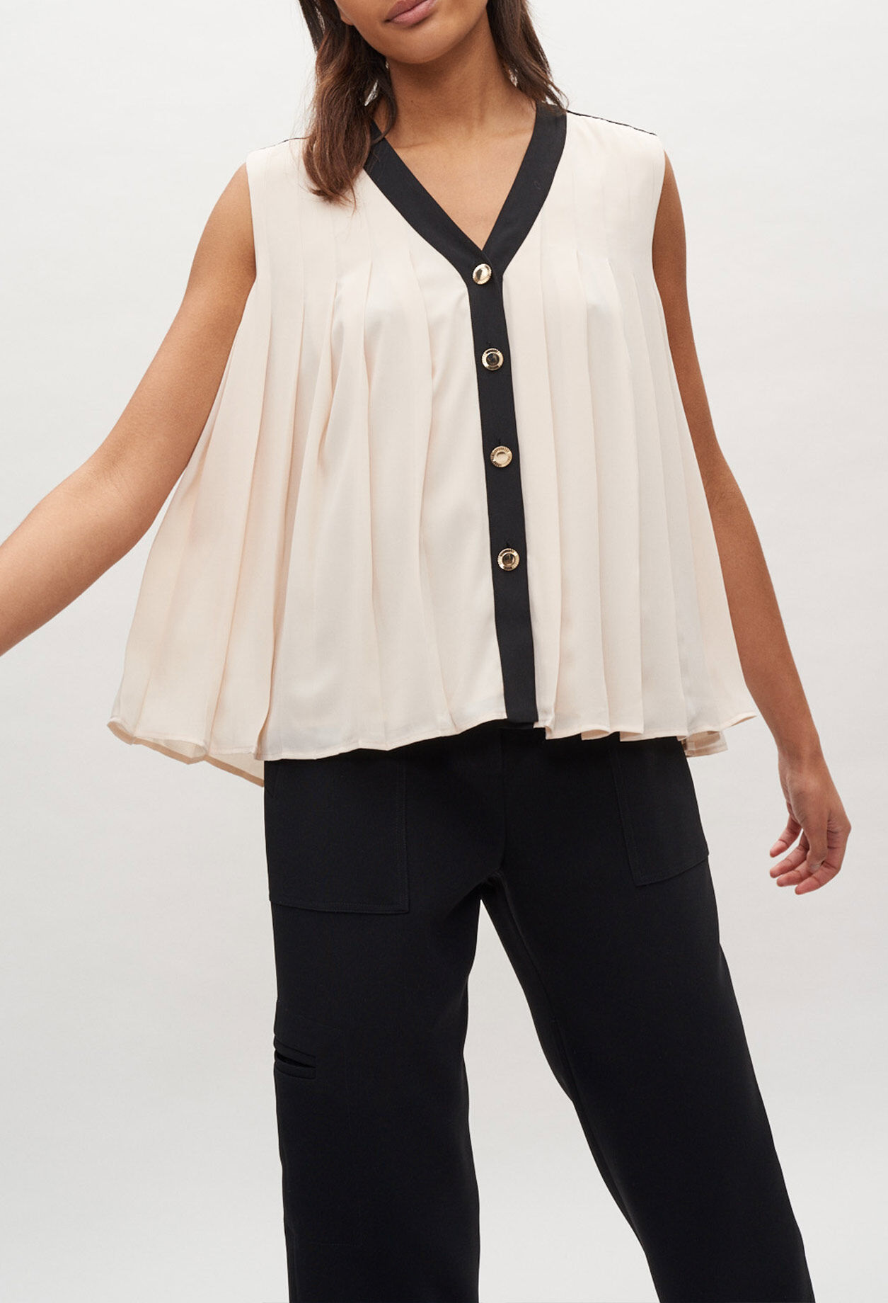 Pleated sleeveless top