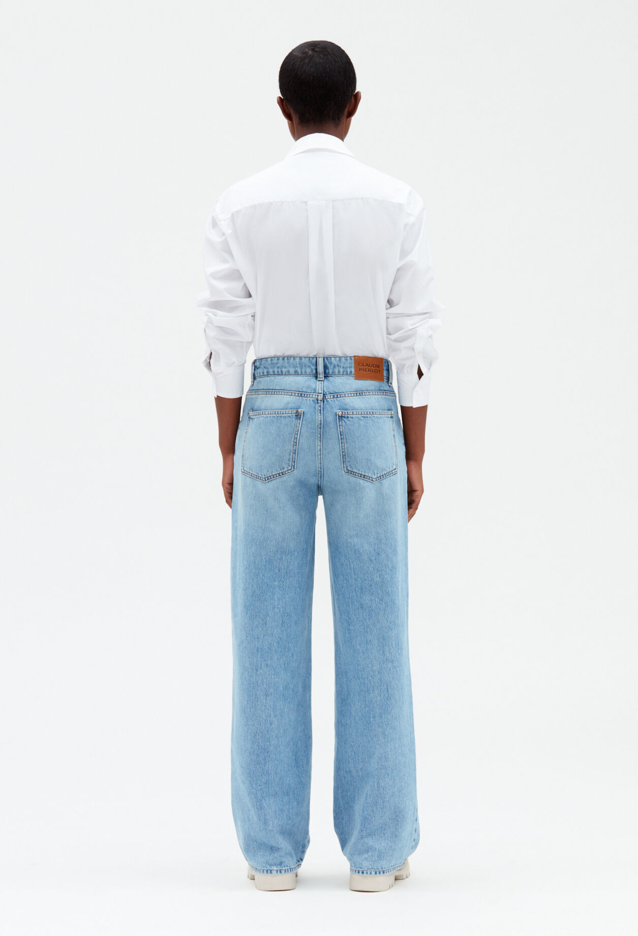 Wide leg faded jeans