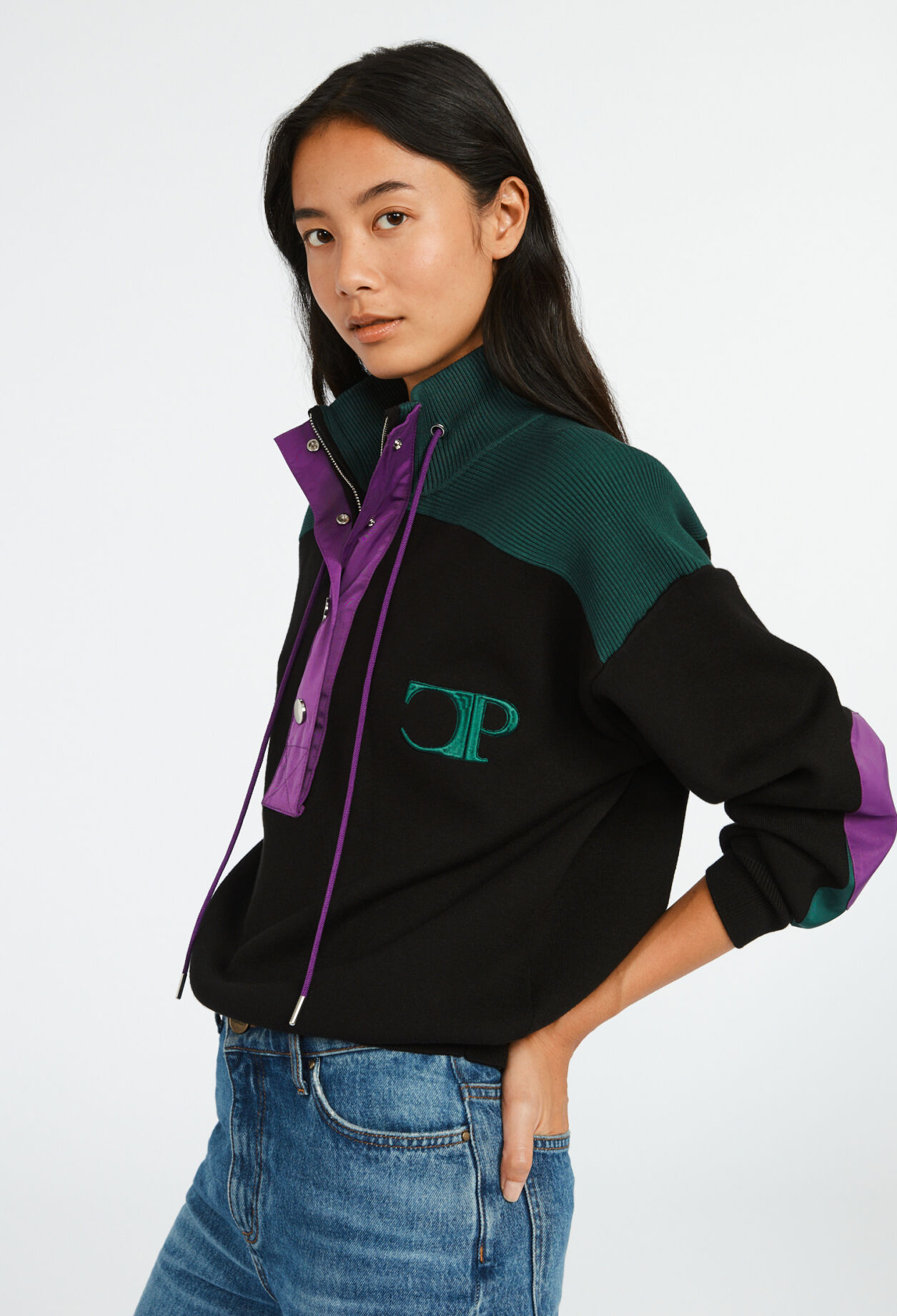 Buttoned high neck sweatshirt