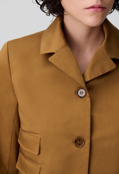 Veste courte col tailleur