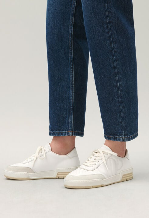 Baskets blanches