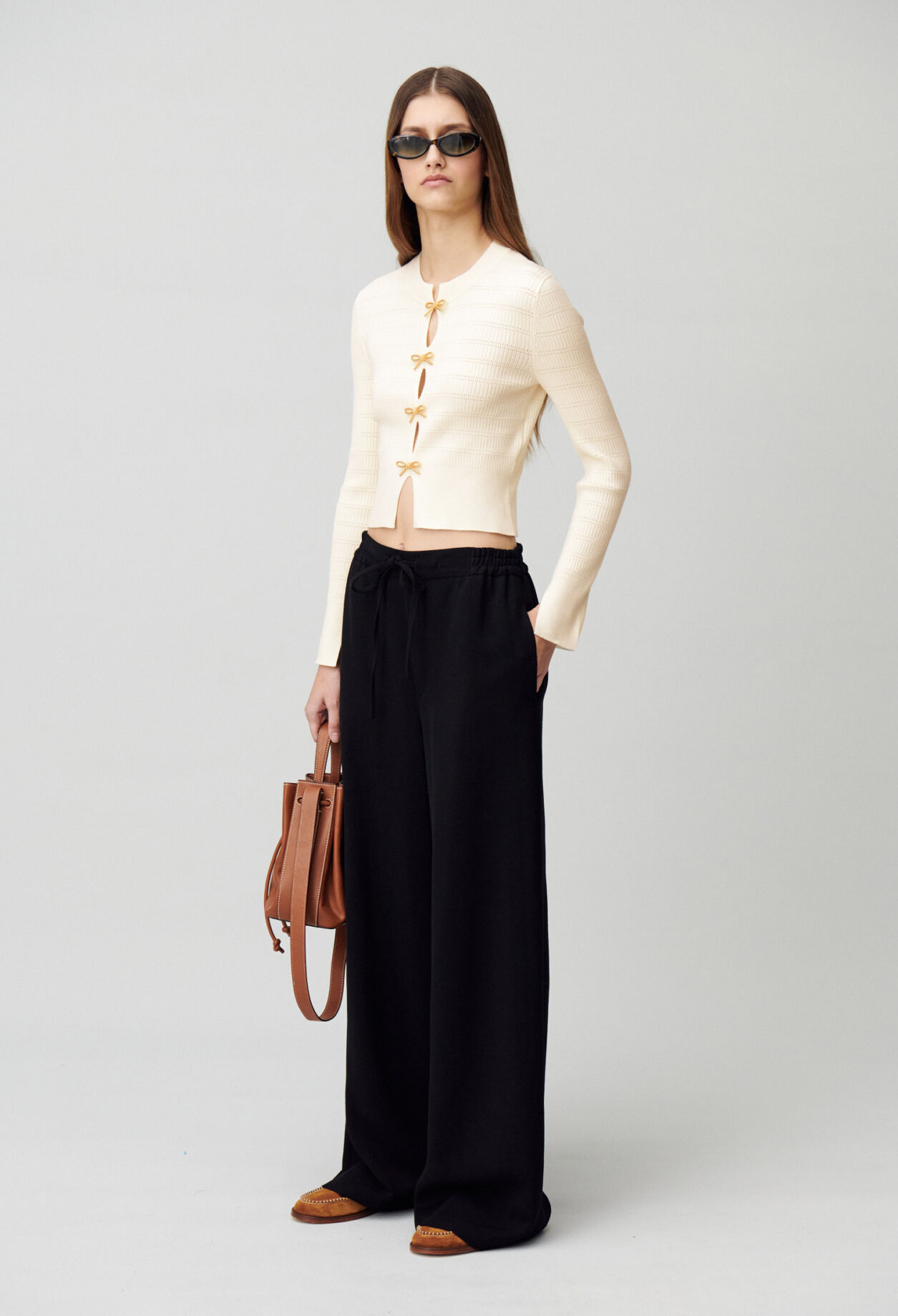 Pull maille fine noeuds