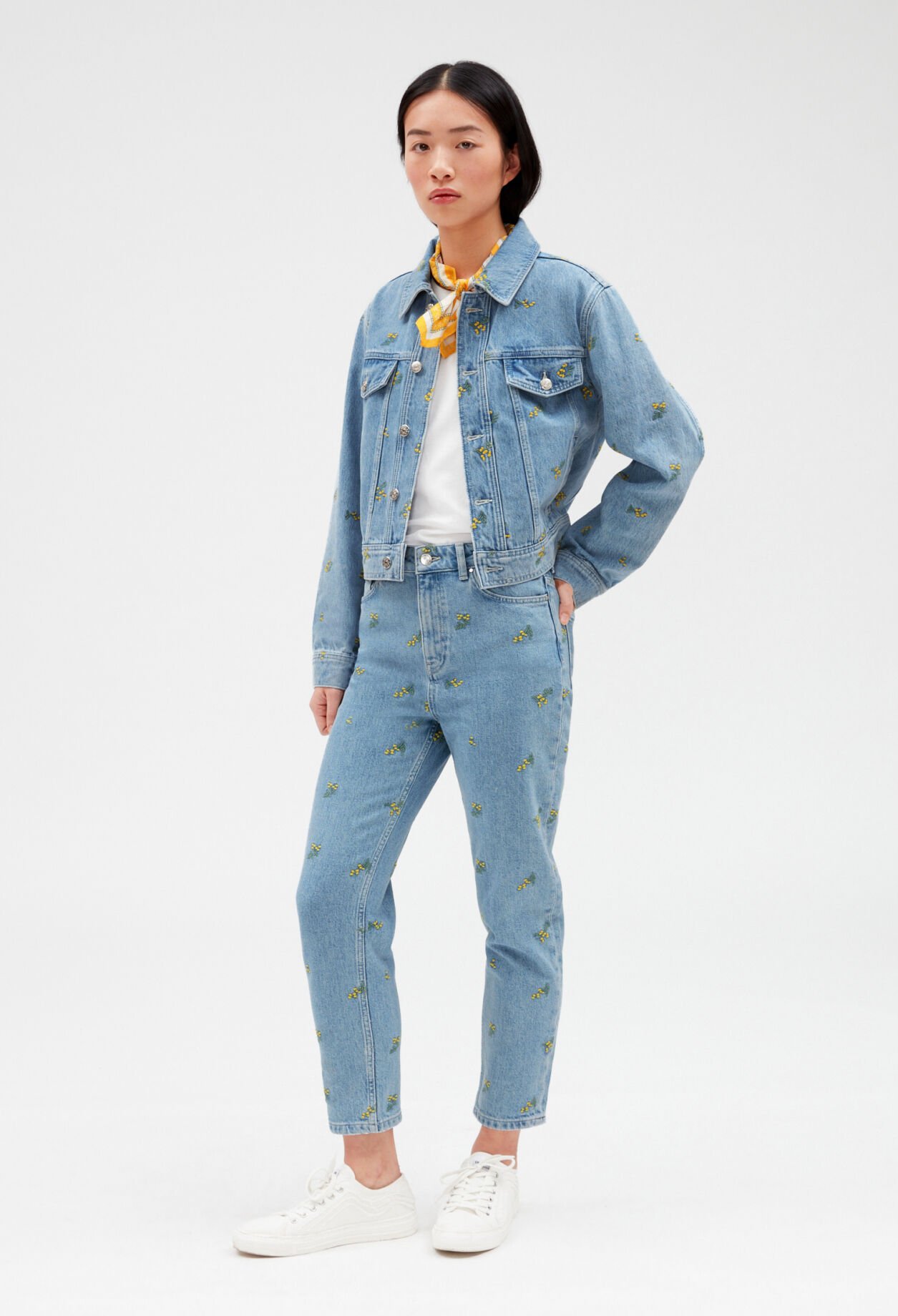 Denim jacket with mimosa pattern
