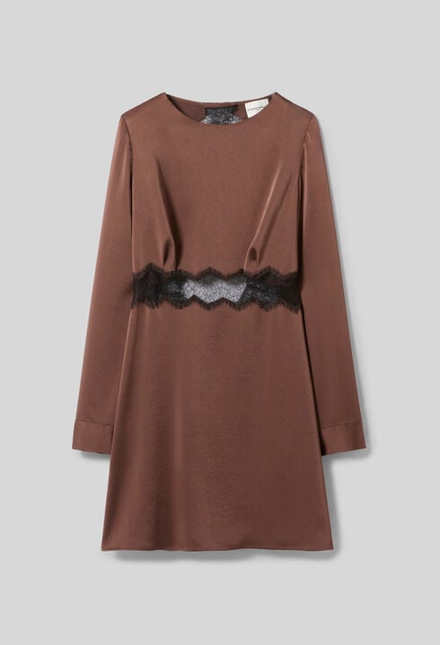 Robe courte fluide satinée