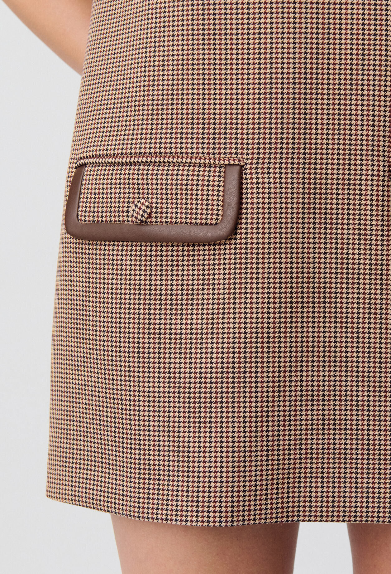 Robe droite avec cuir