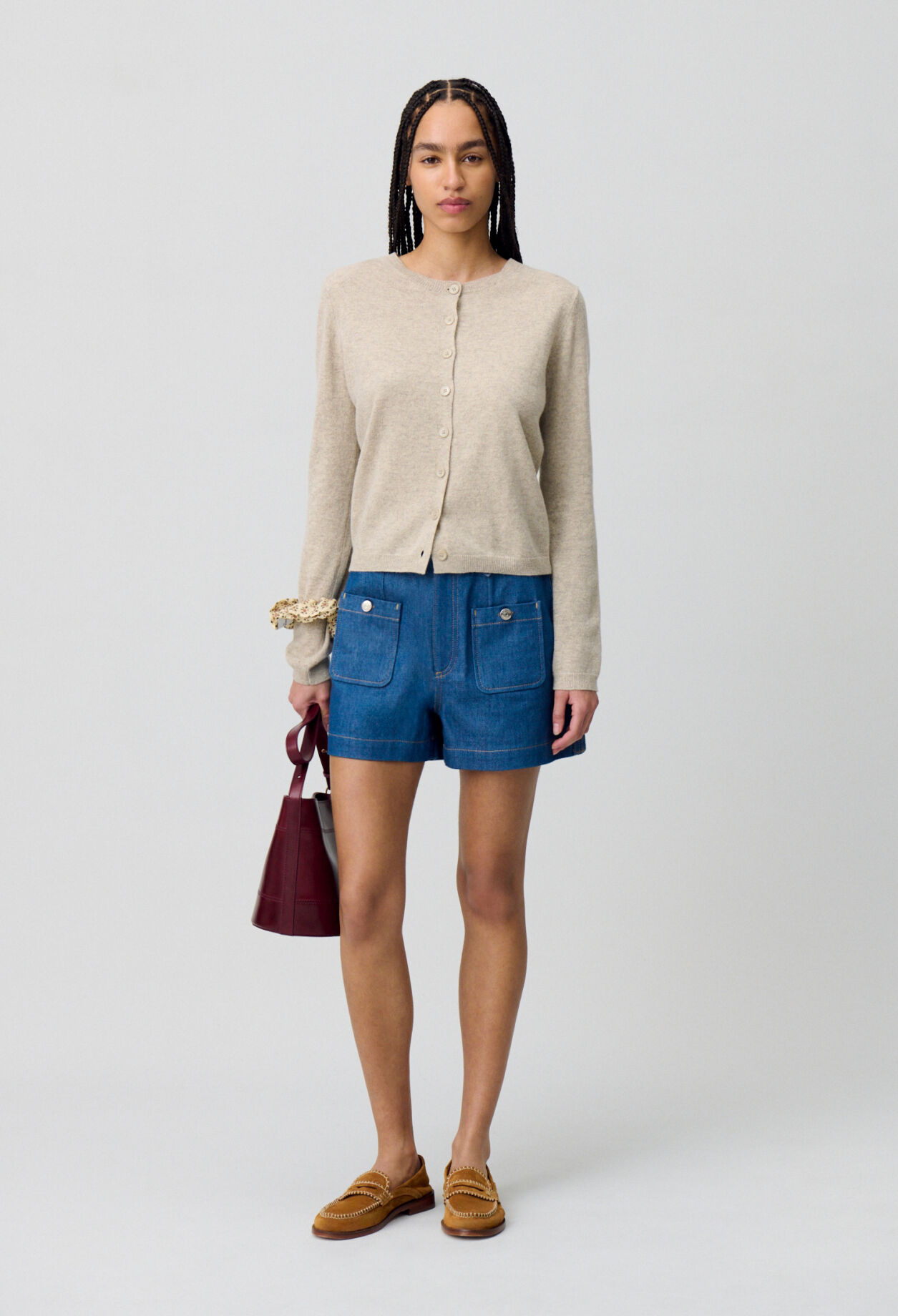 Cardigan laine boutonné broderie CP