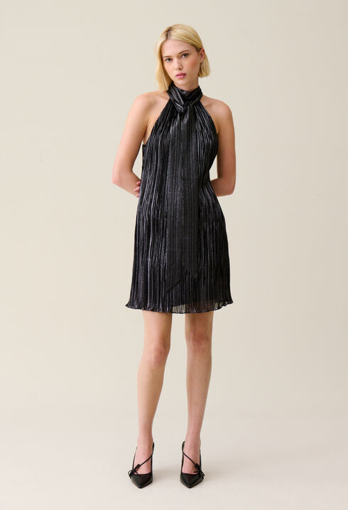Robe courte plissée argentée