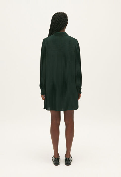 Robe courte plissée