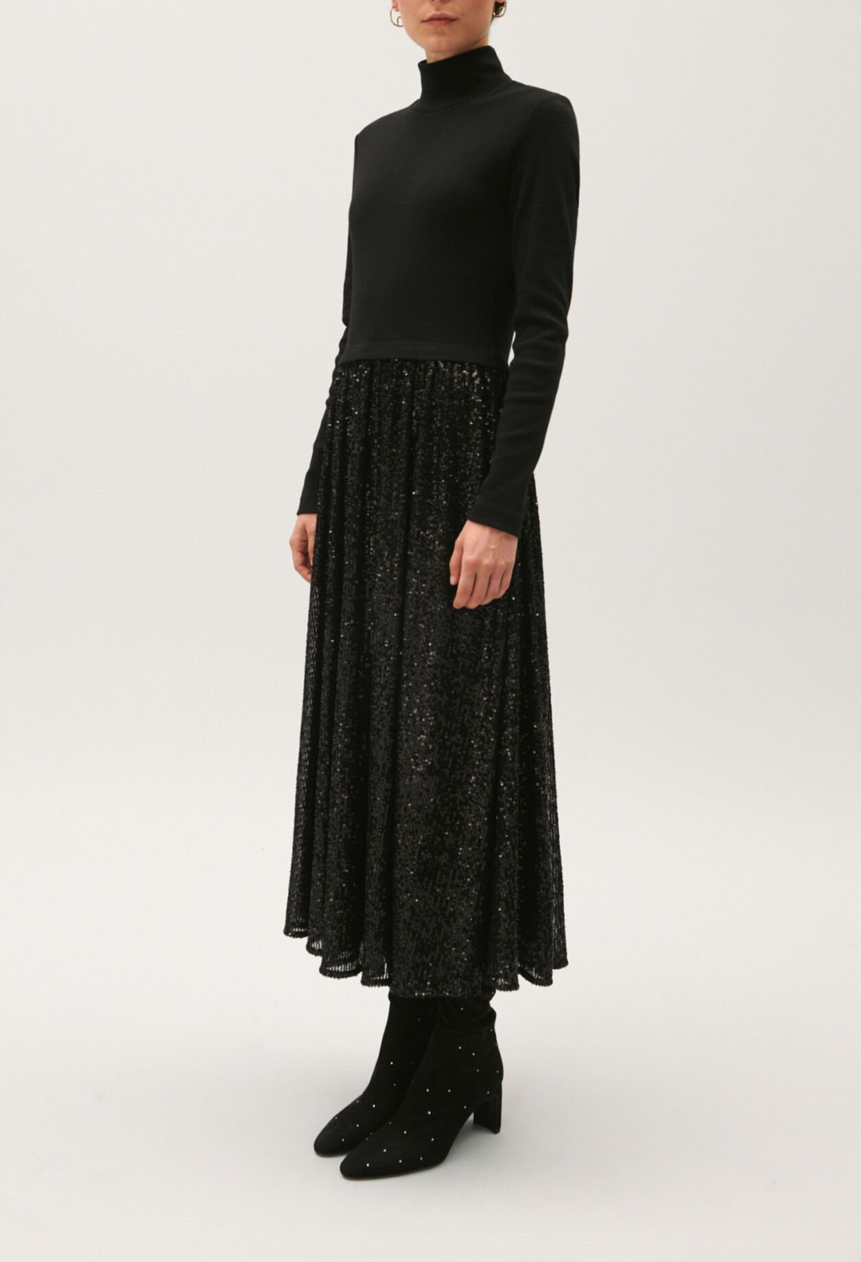 Robe Teli bimatière sequins noire