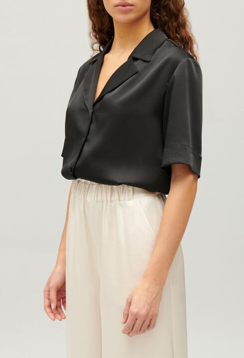 Floaty short-sleeved shirt