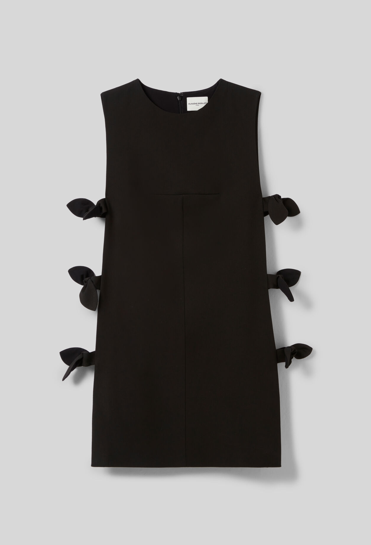 Short dress with bows