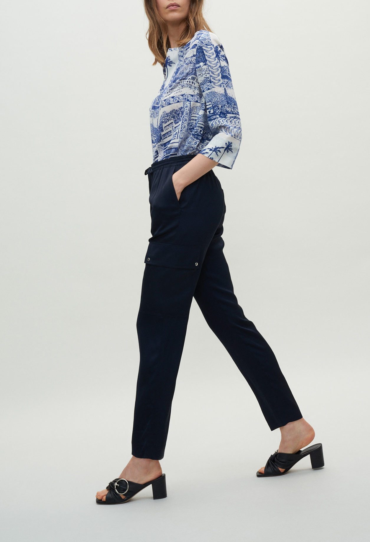 Floaty trousers with pockets