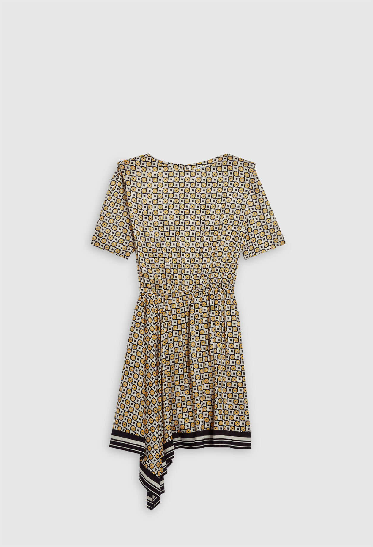 Robe courte