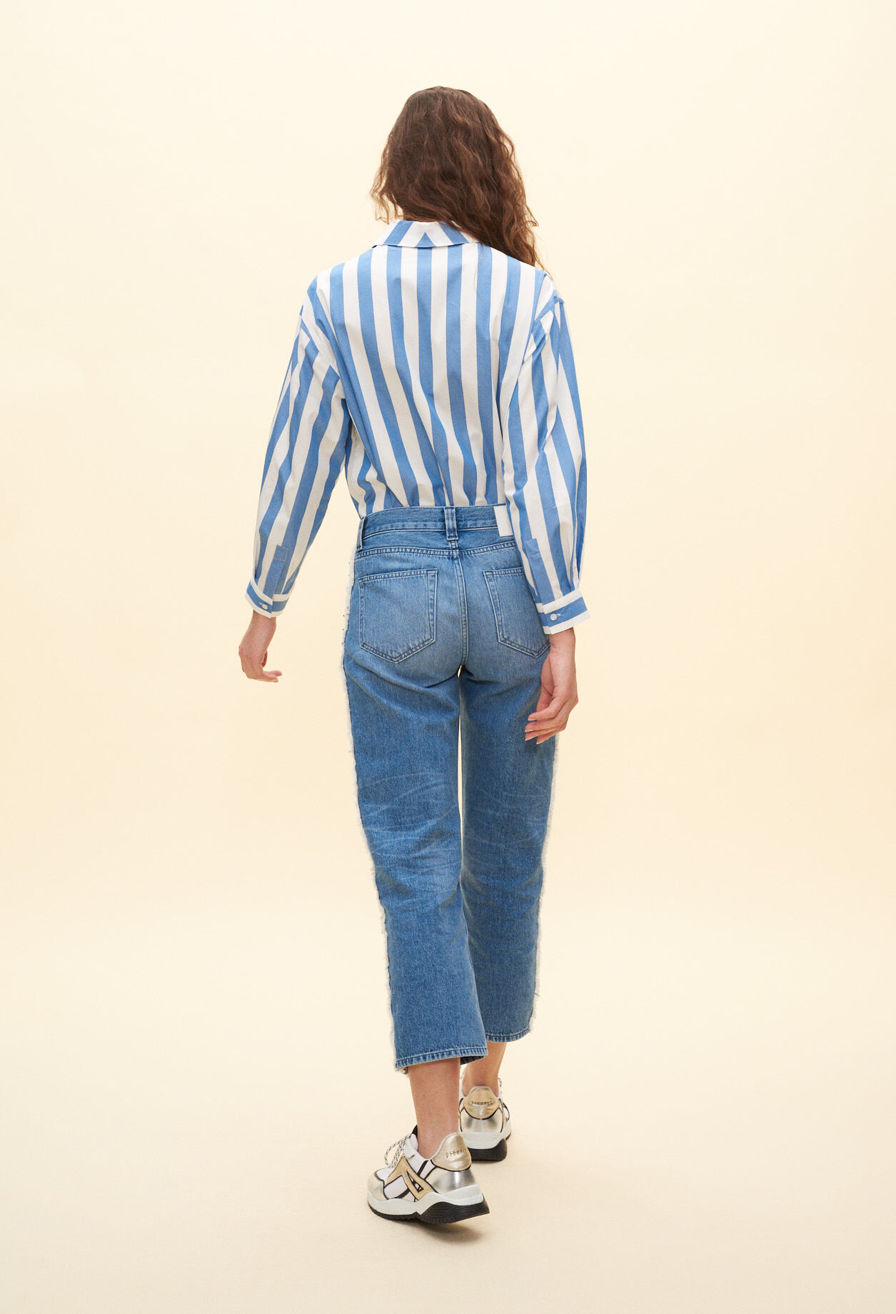 Jeans with contrasting strips