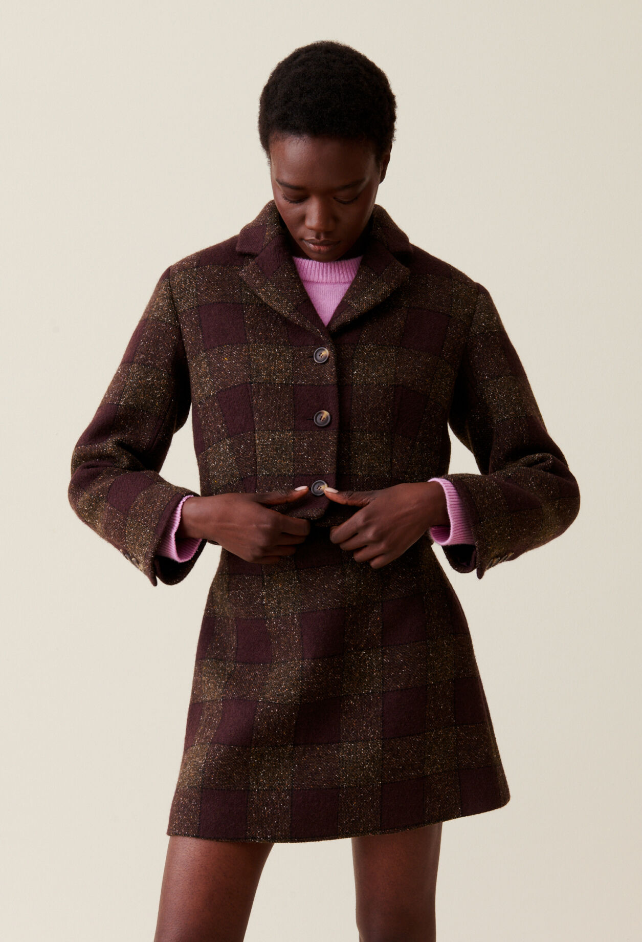Veste courte carreaux boutonnee