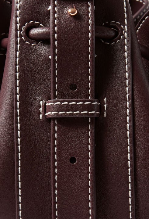 Sac seau cuir
