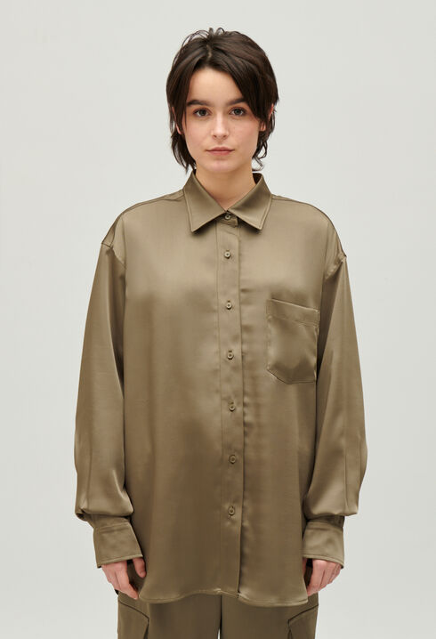 Chemise satinée ample kaki