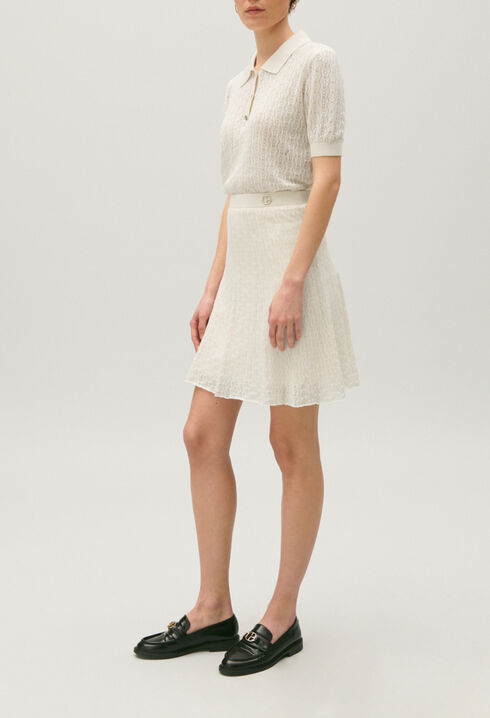 Flowing ecru fine-knit skirt