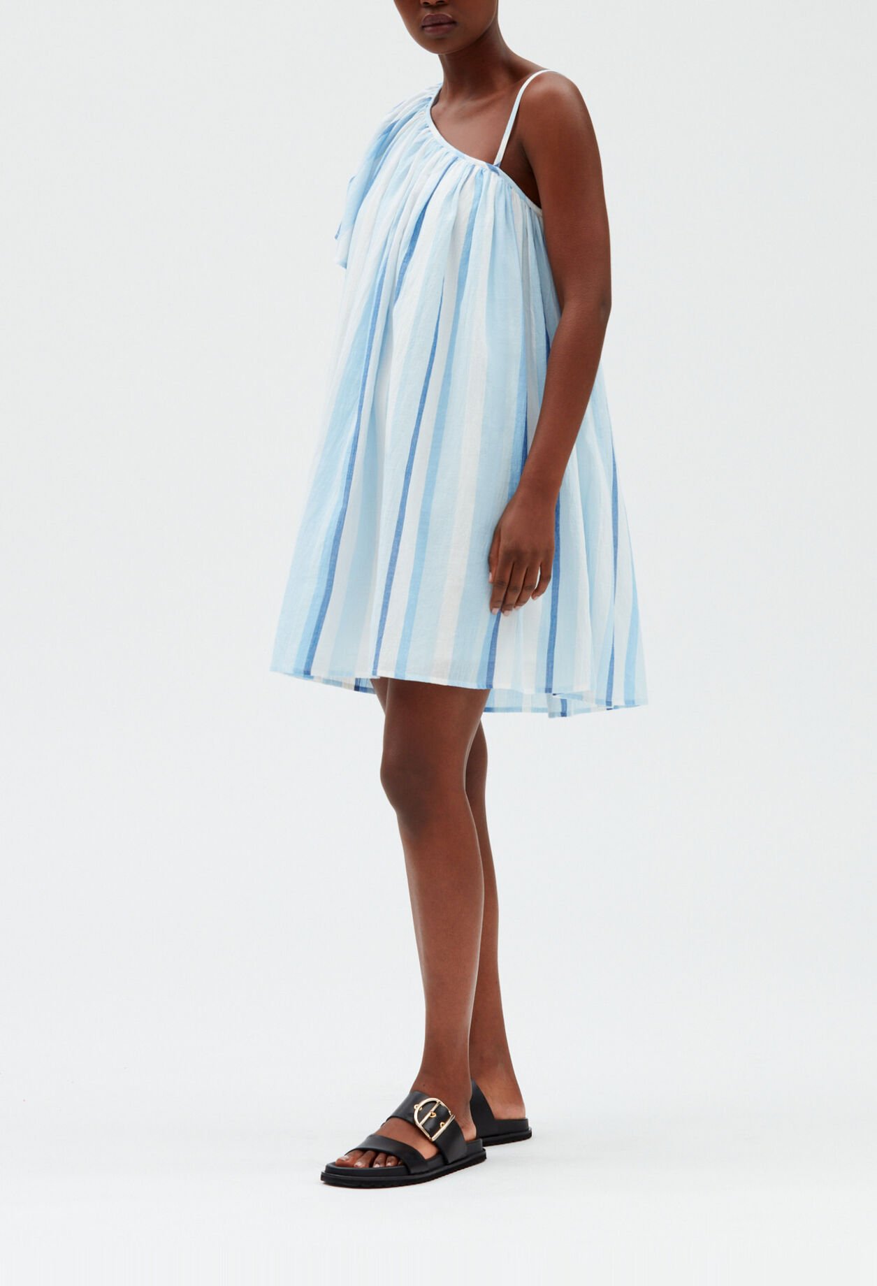 Robe courte asymétrique bleue