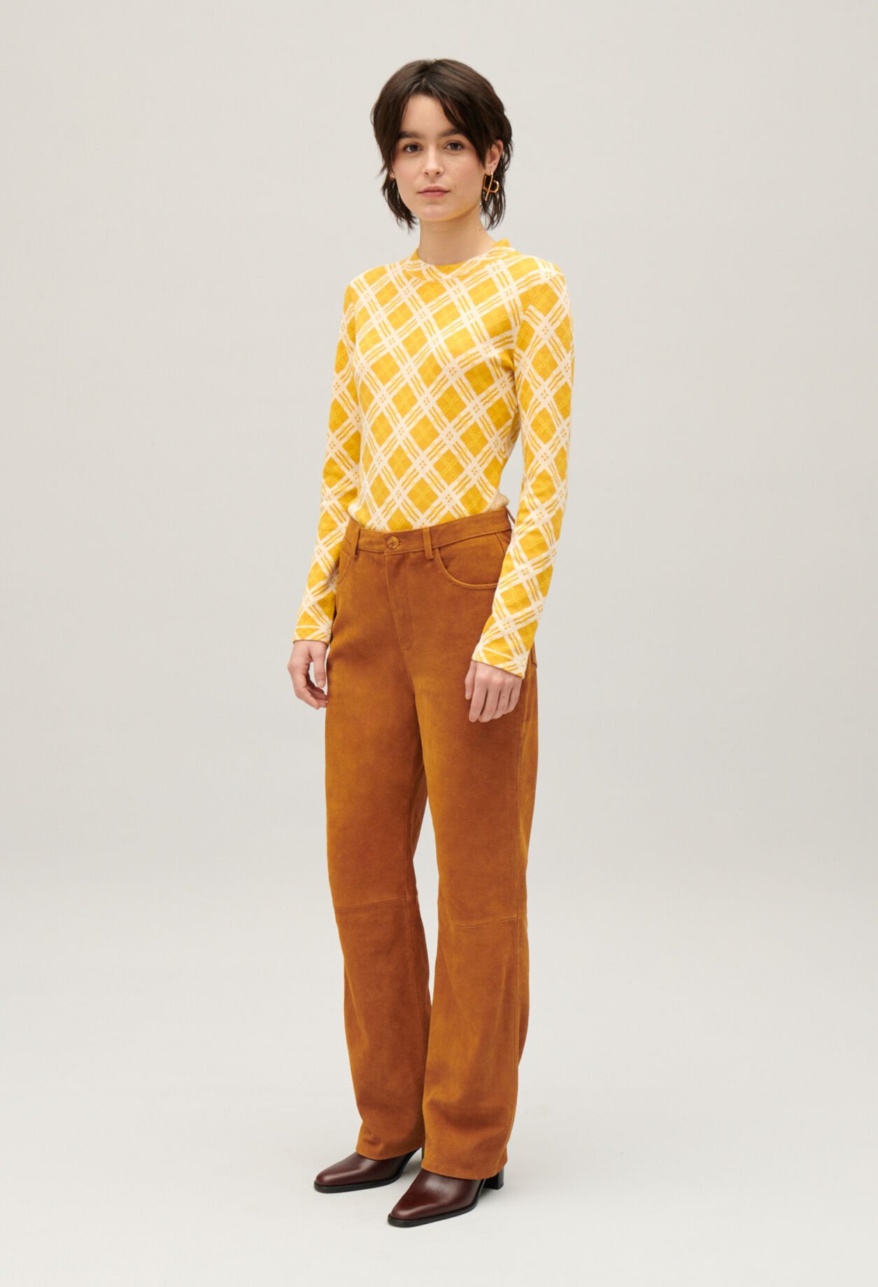 Dark beige suede leather trousers