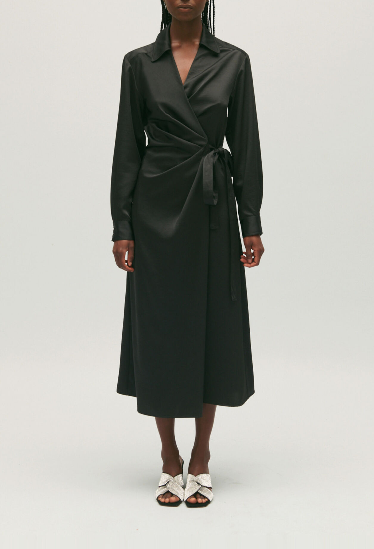 Robe midi portefeuille noire 