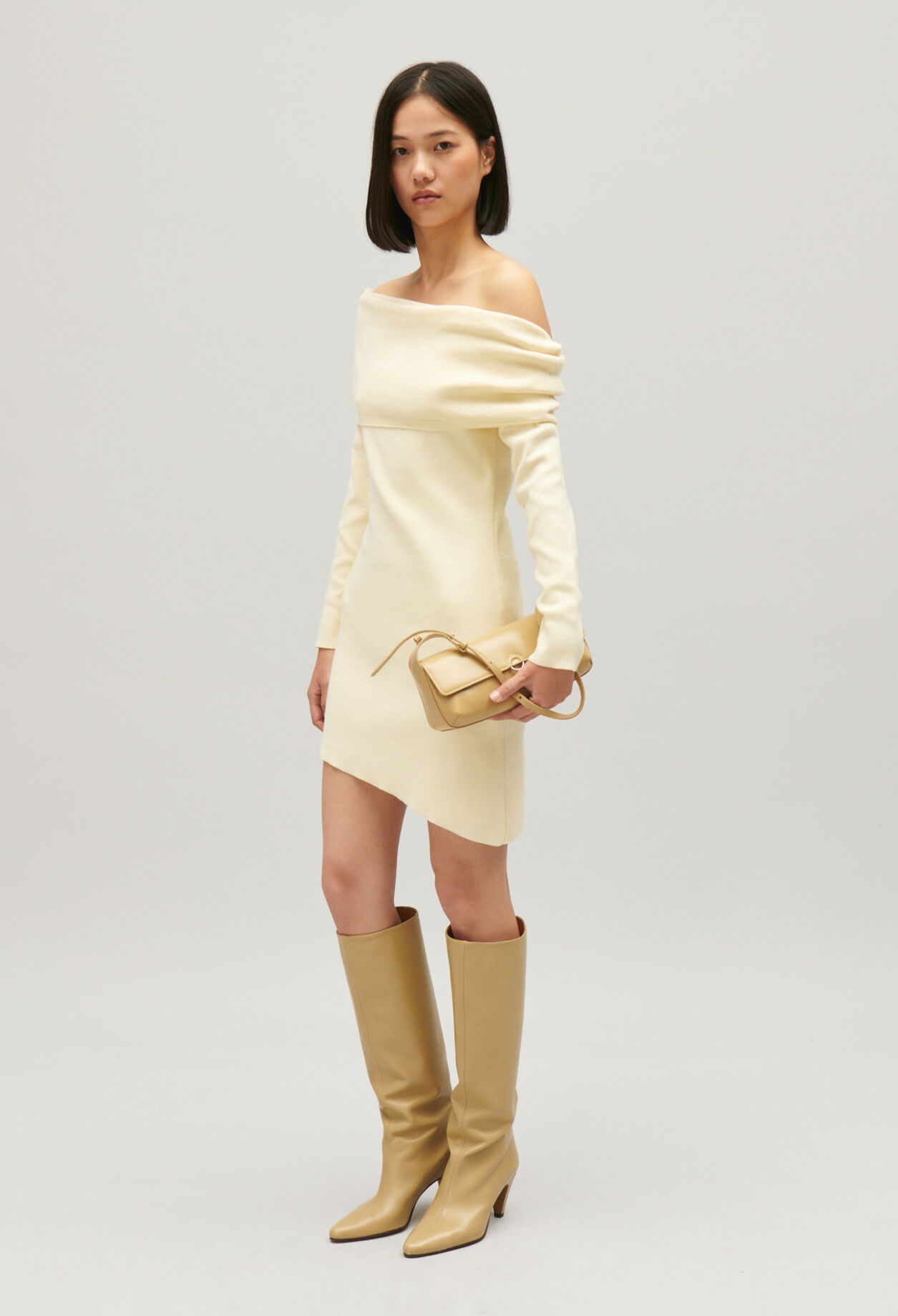 Robe asymétrique maille