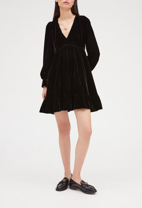 Black velvet short dress