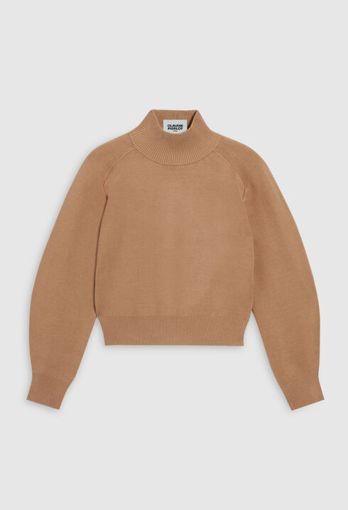 Beige long-sleeved jumper