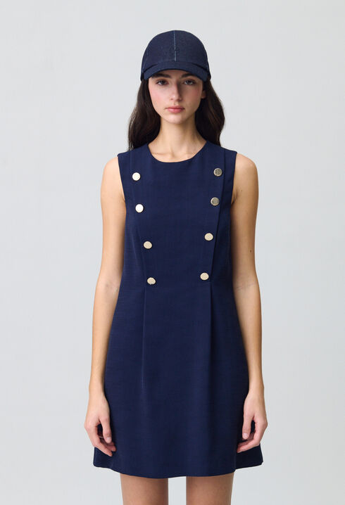 Robe courte ajustée
