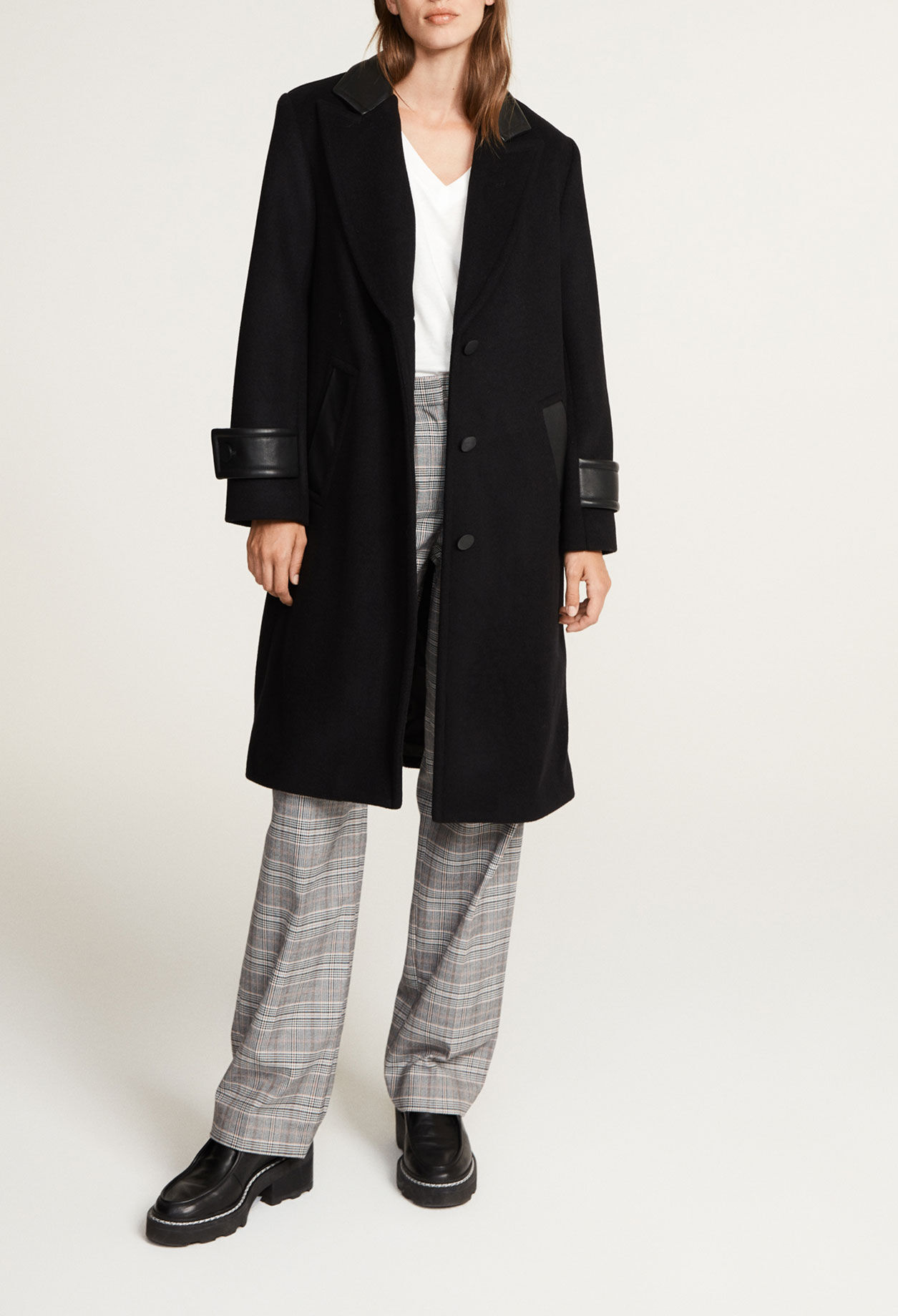 Straight coat