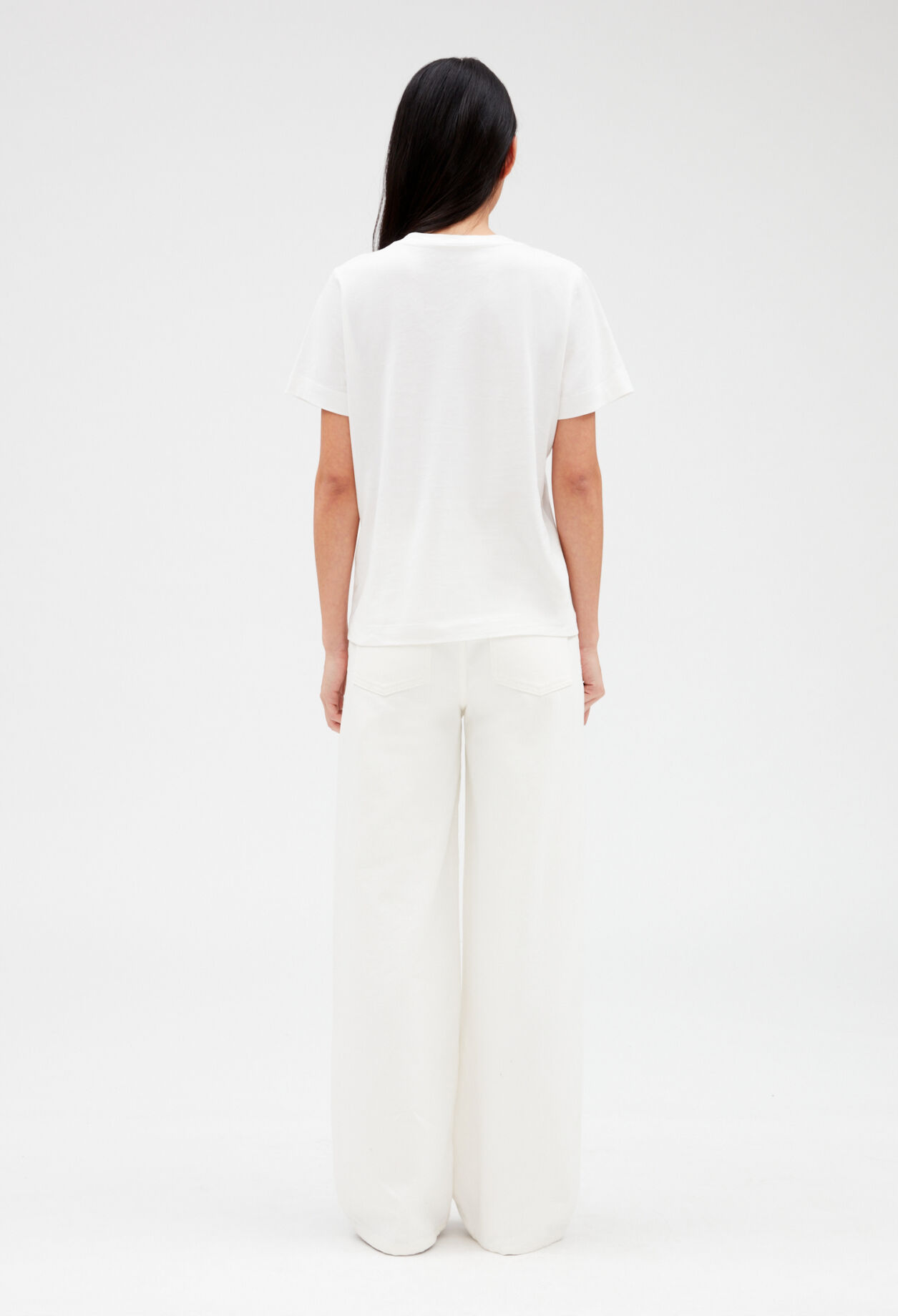T-shirt poche brodée blanc