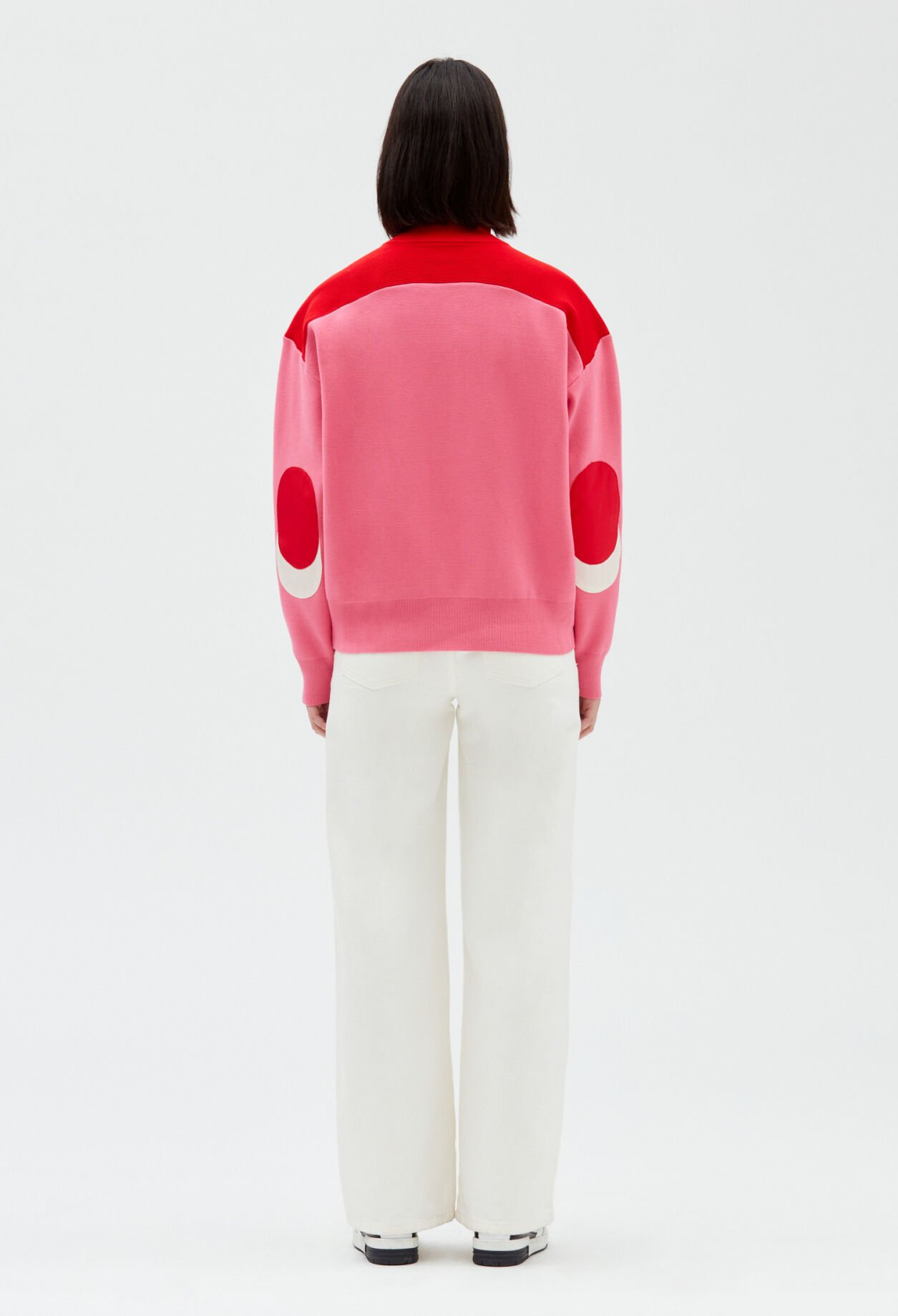 Sweatshirt with high buttoned collar