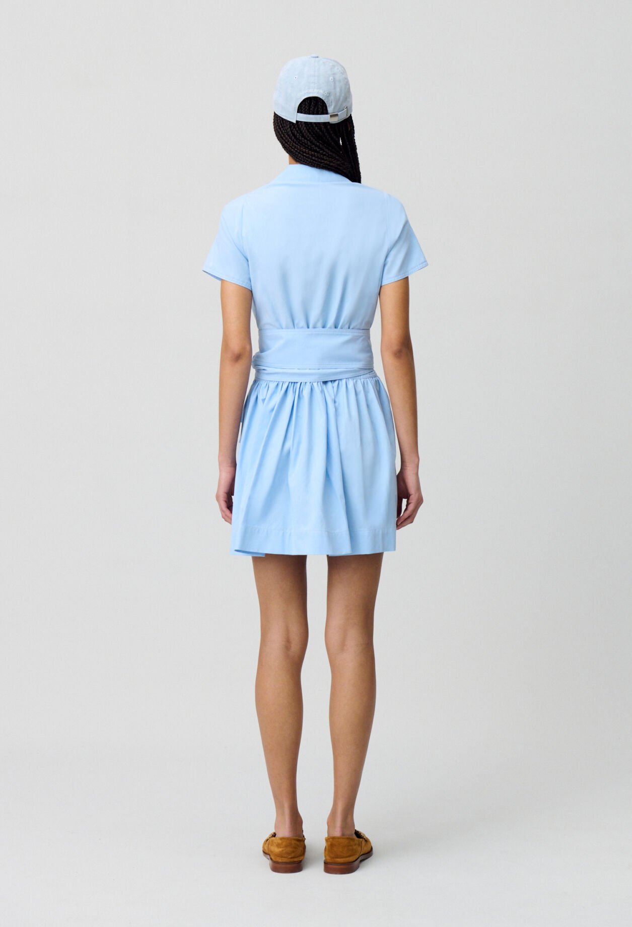 Robe longue ceinturée