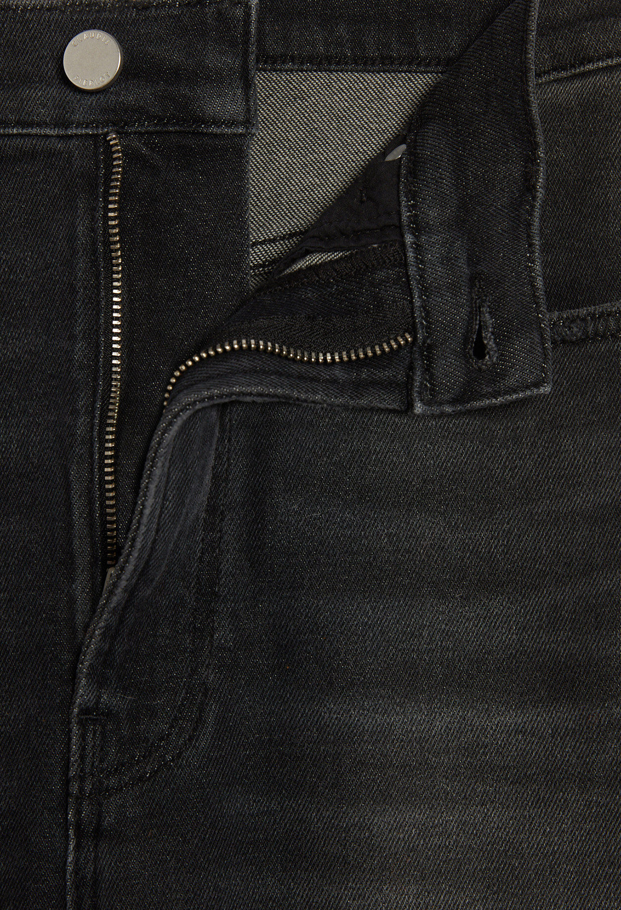 Cigarette jeans